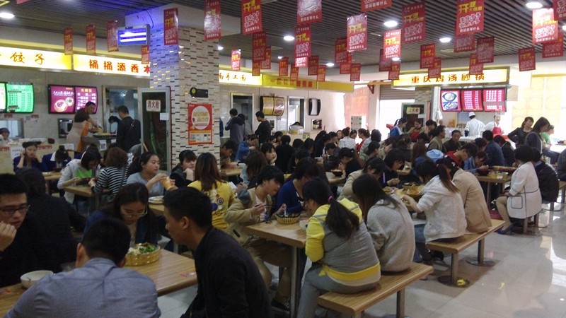 地铁无缝对接 小吃城旺铺 即将营业 小面积 地铁无缝对接 小吃城旺铺 即将营业 小面积